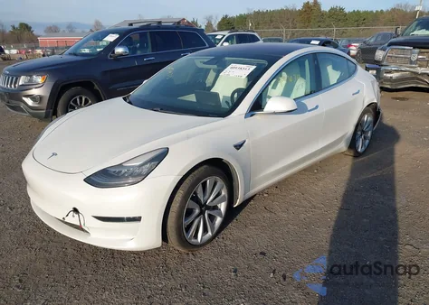 2018 Tesla Model 3 Long Range/Mid Range from USA, damaged, VIN 5YJ3E1EAXJF169628